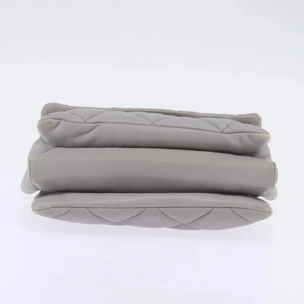 Salvatore Ferragamo Chain Vala Shoulder Bag Leather Gray Gold Auth 147515 - Picture 6 of 16